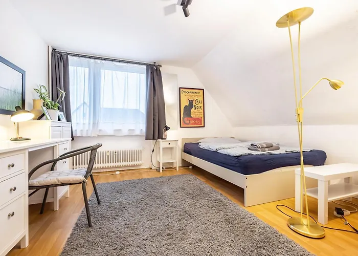 Freundliche In لمغو