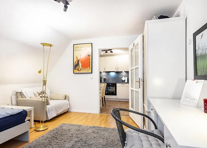 Freundliche In شقة